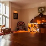 Castle Szálloda 3*