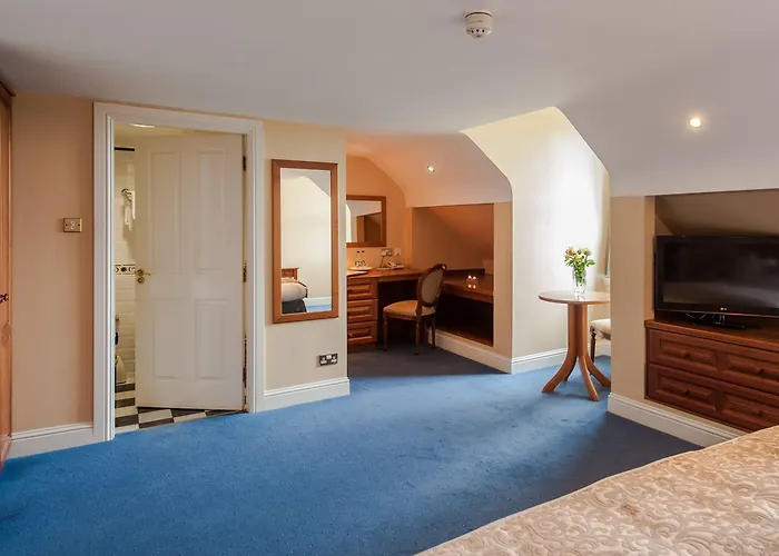 Hotel Castle Blarney